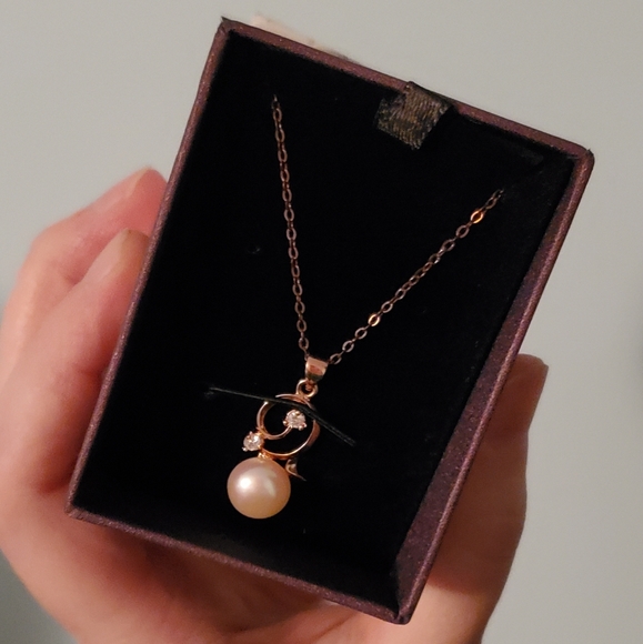 PO White Pearl Cubic Zirconia Edna Necklace - Picture 5 of 15